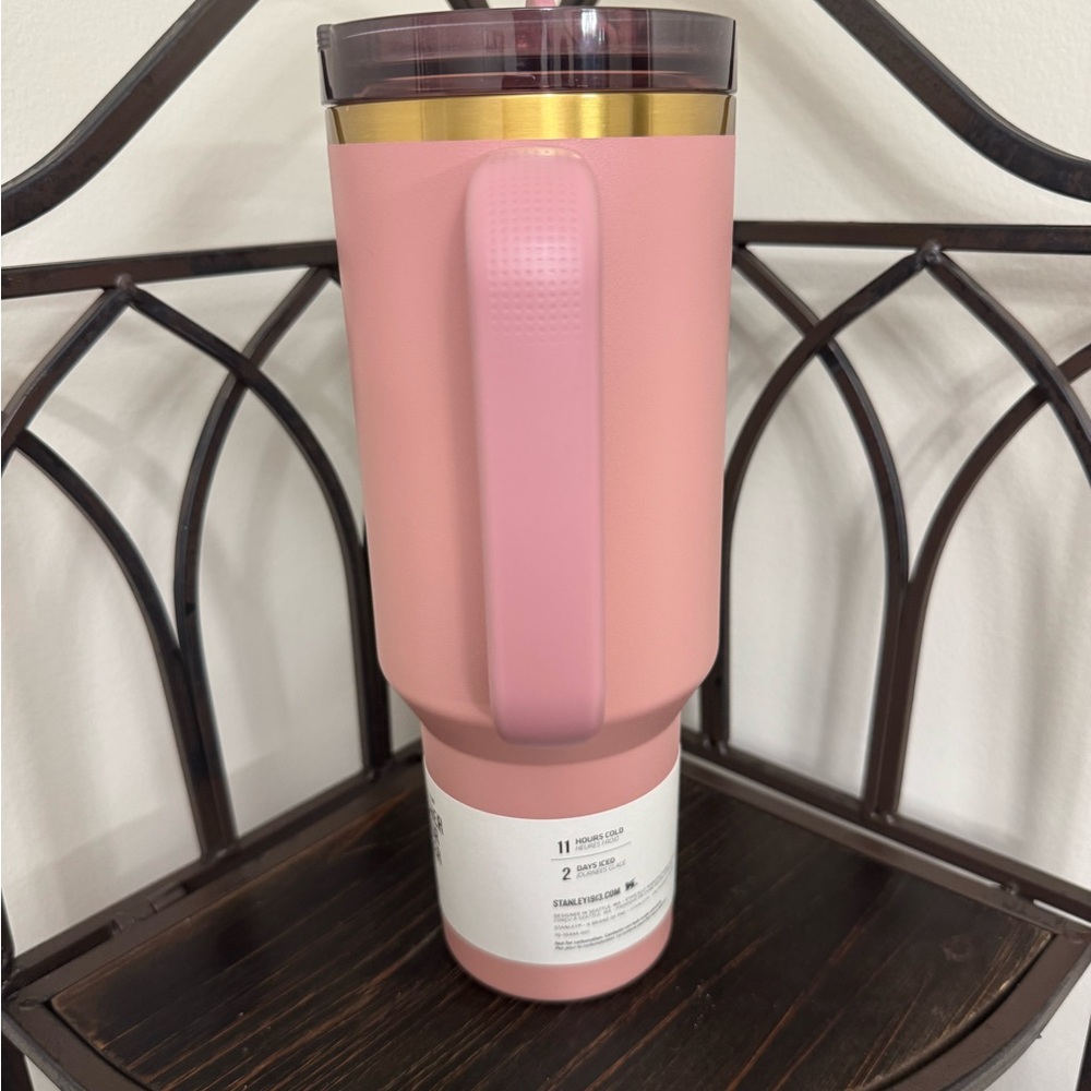 NWT Stanley Antique Pink Pro Tour 40 Oz Tumbler - Picture 2 of 4
